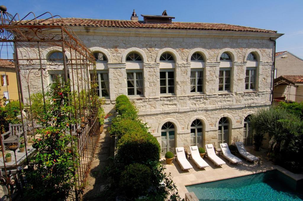 Relais Et Chateaux Michel Trama Puymirol Exterior photo