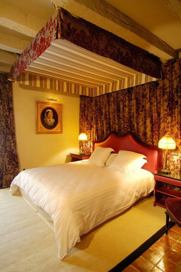 Relais Et Chateaux Michel Trama Puymirol Exterior photo